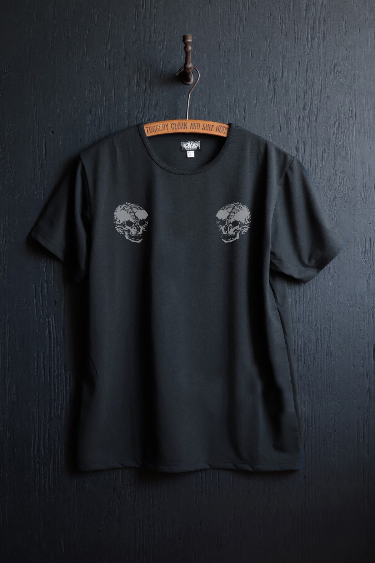 skull_BLK_F.jpg